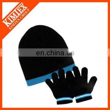 Winter sports hat and glove