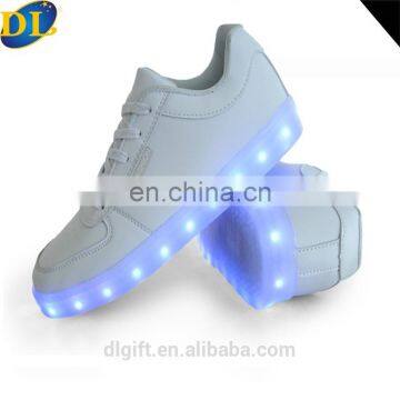 Canada Popular Led Flashing Lights up Shoes for Kids