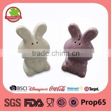 Ceramic salt and pepper shaker set rabbit shape