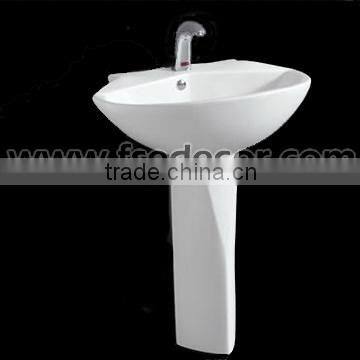 White Porcelain Pedestal Sink