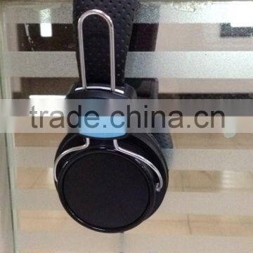 Fashion Stylish Music Headset With Foldable Design for Travelling photo-5