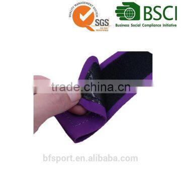 China Manufactorer Custom Sports Running Adjustable Hook and Loop for Armband Phone Cases photo-3