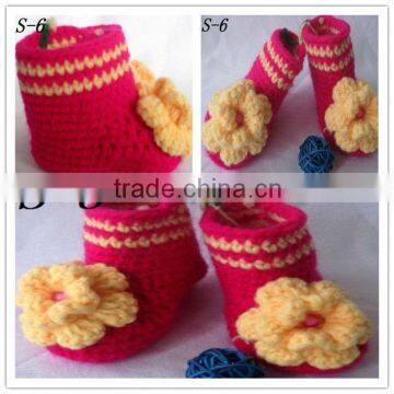 efan newstyles crochcet shoes winter boot 2013with flower pattern minions acrylic beanie