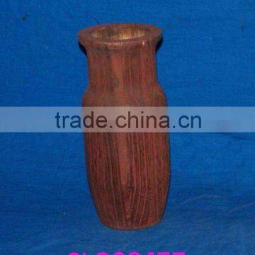 Gangly wooden vase