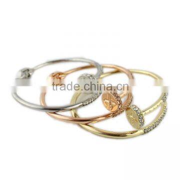 Latest design personalized shiny rhinestone nail shape stretch bangle