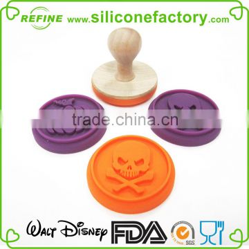 FDA LFGB DGCCRF FOOD GRADE Halloween gift silicone SKULL design cookie stamp