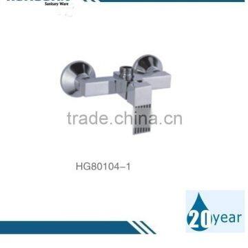 Bathtub Mixer In Sanitary Wares Factory