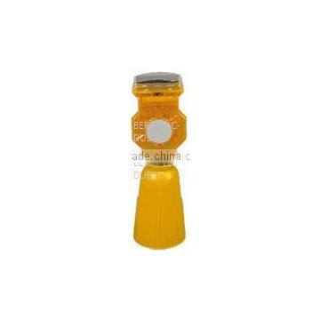 SOLAR WARNING LIGHT (can be attached directly on the traffic cone)size : 85 x 170 x 250 weight: 0.2 K.G