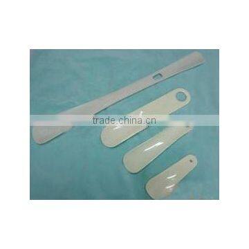 hotel shoehorn