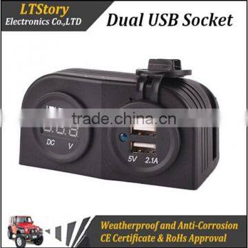 Marine Carvan LED Duel 2 USB Port Charger With DC Voltmeter Digital For Car Boat