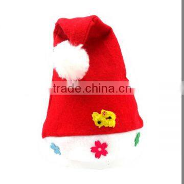 China no Sew Applique Deer Pigeon Squirrel Polyester Xmas Cap Fabric Christmas Hat Ideas With Pompon for Holiday Gifts photo-3