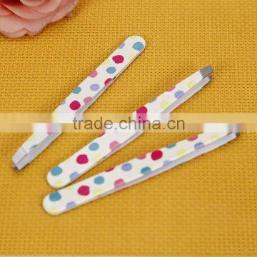 Colorful Round Tip Shape Cover Eyebrow Tweezer in Beauty Salon photo-3