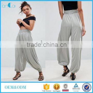 2017 Wholesale Fashion Shirred Harem Pants in Jersey