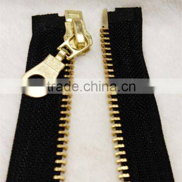 High Quality Metal Zipper 5# Brass Zippers for Garment Production photo-4