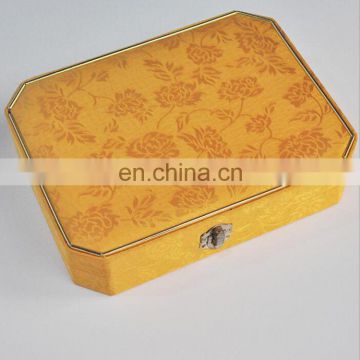 Custom attractive design luxury gold printing matle buckle hardcover paper box for luxury gift packaging