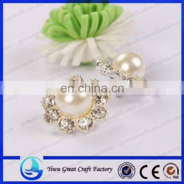 wholesale alibaba china fashion rhinestone pearl button for wedding dress