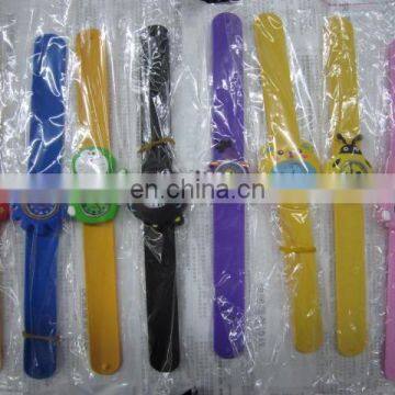 Cheap Nice Silicone Slap Watches for Girls and Boys Slap Watch photo-4
