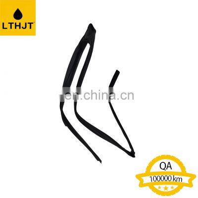 Car Accessories Good Quality Auto Parts Window Moulding For Corolla 2019 68151-02440