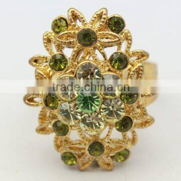 Make fashion jewelry rings ancient style rings shiny diamond rings