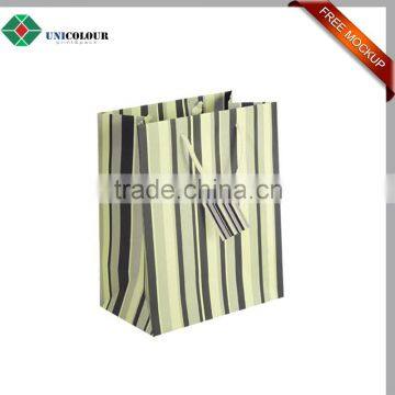 Fancy Design Custom Paper Bag for Gloves With Luxury Logo Printed photo-3