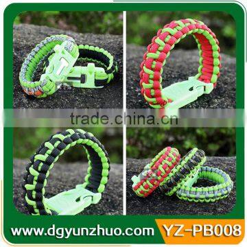 Wholesale Survival Paracord Bracelet With whistle buckle