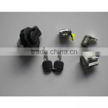 Kairui auto complete cylinder lock broad body Renren JMC QINGLING pick up truck spare parts