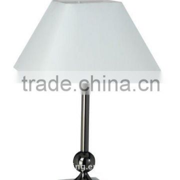 European contracted living desk lamp