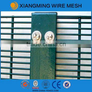 Cheap sale welded prison mesh fence