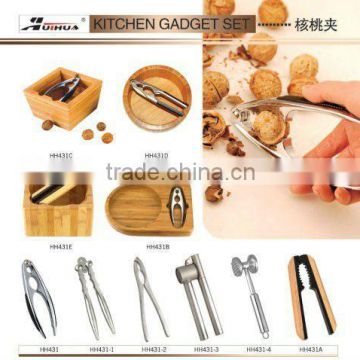 Die-casting Zinc Alloy Walnut nut cracker