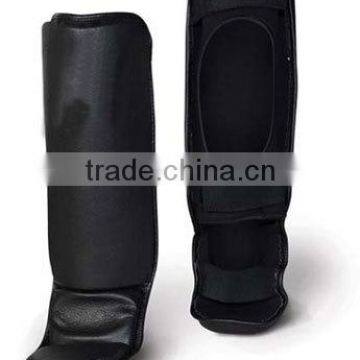 Promotion green Soccer shin Guards, cheap football shin-guards