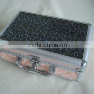 Jewelry trolley case,locking jewelry display case with Acrylic panel,cheap jewellery box