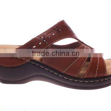 Ladies slipper with low heel comfortable sole