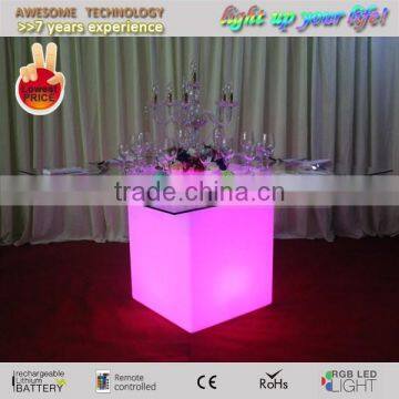 square led lighted plastic restaurant table / banquet hall tables