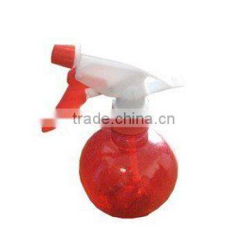 233017 PLASTIC GARDEN WATERING CAN