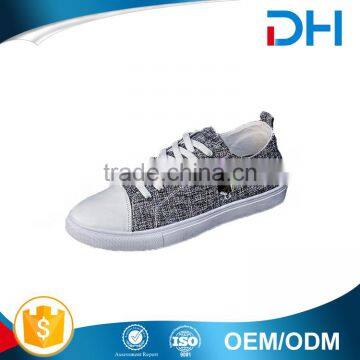 Lace-up Man's Rooster Embroidery Breathable Casual Bulk Latest Canvas Shoes photo-4