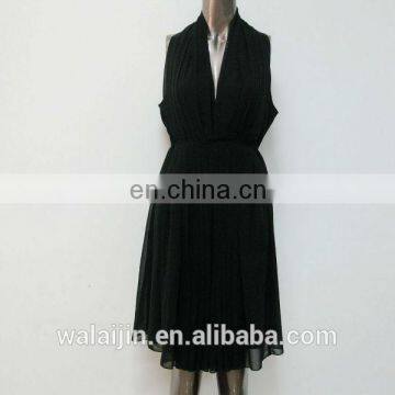 Pleated Ladies Sleeveless Black Chiffon Open Breast Dress photo-5