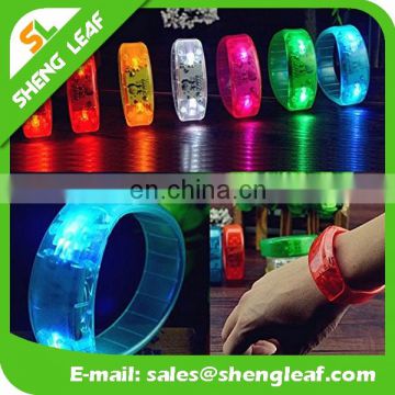 2016 Hot sale of led bracelet, led slap bracelet