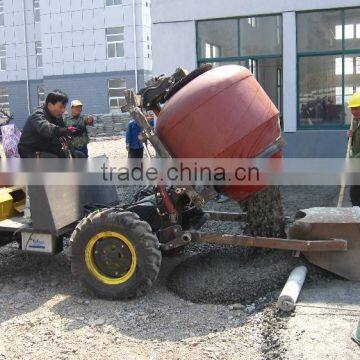 China Famous Topmac Brand Mobile Self-loading Mixer photo-4
