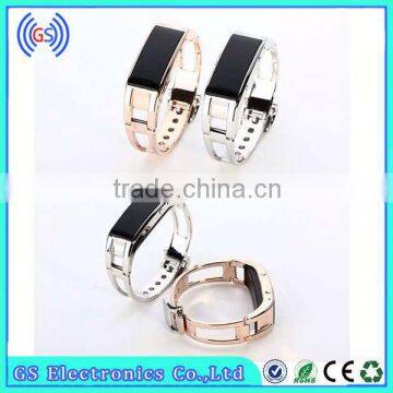 2014 fashion bluetooth watch phone