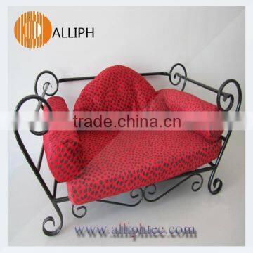 Deluxe Pet Bed Cute Classic Pet Products Wrought Iron Products