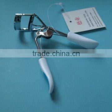 Plastic easy using tweezers eyelash curler