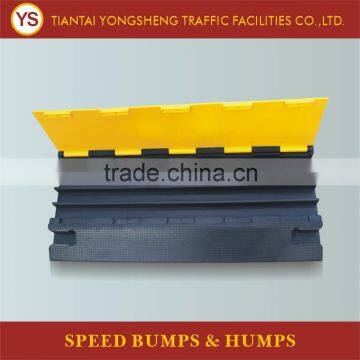 4 Channels Rubber Cable Road Ramp/Cable Protectors