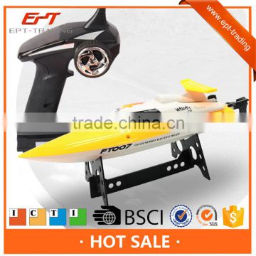 Crazy selling rc sail boat middle size 2.4G air cooling rc high speed boat FT007 for racing with waterproof