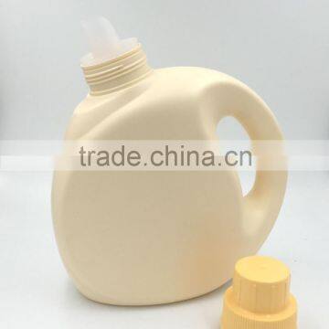 2L liquid laundry detergent packaging