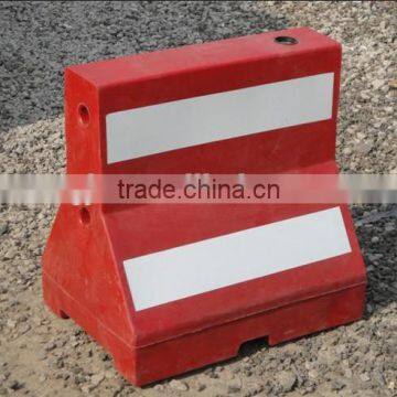 Manufacturers of plastic barricades mold