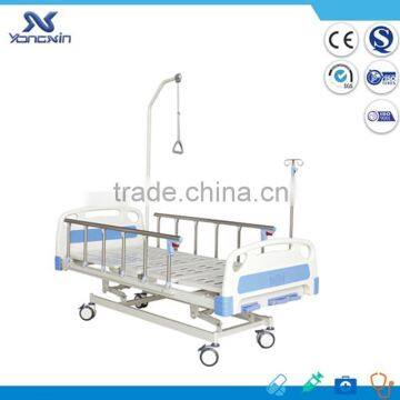 2015 New!! three crank traction hospital bed YXZ-C-003D