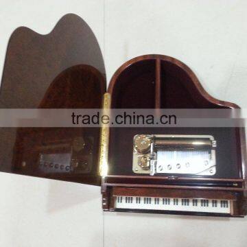 Graceful Glossy Lacqure Piano Shape Jewelry Music Box photo-2