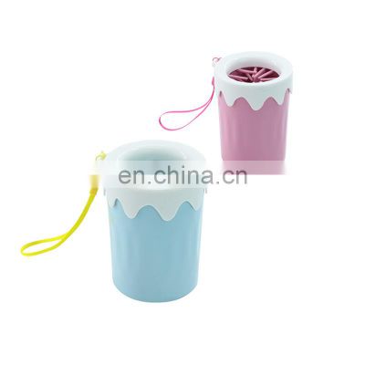 Wholesale hot selling portable dog paw washer plastic silicone cleaning dog feet brush washing cleaning tool