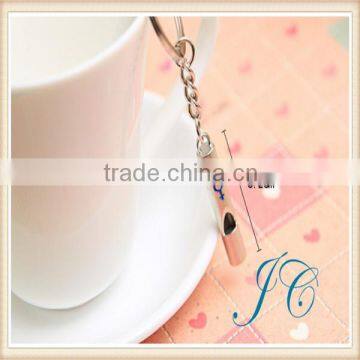 2015 Hot Sale Custom Metal Whistle Keychain For Couple Design