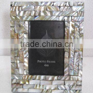 Unique eggshell decor lacquer plate with high quality from Vietnam